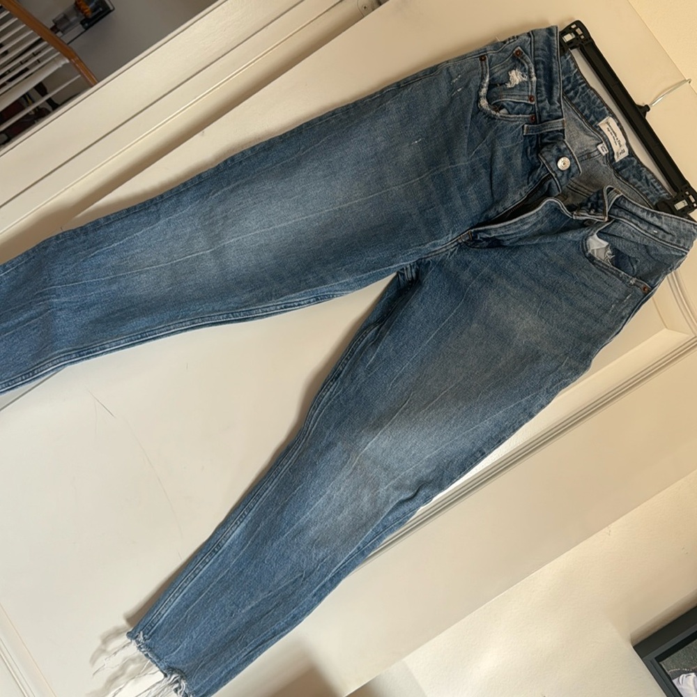 Abercrombie Curve Love High Rise Mom Jean